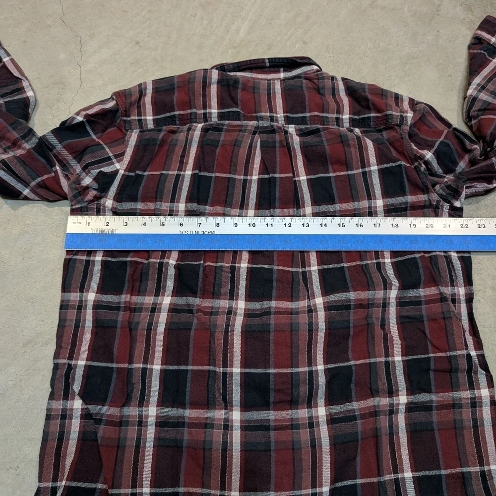 The North Face Men's L Plaid Flannel Button Up Red Black
